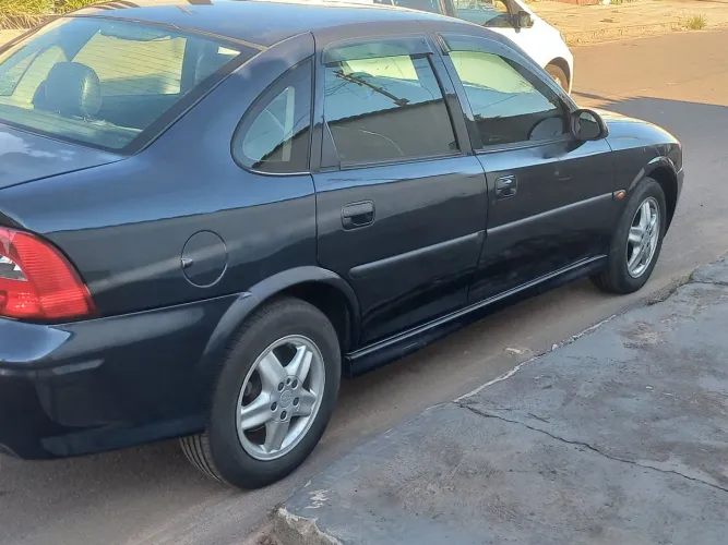 Chevrolet Vectra GLS/expres.2.2/ 2.0 E 2.0 CD 8V 2002