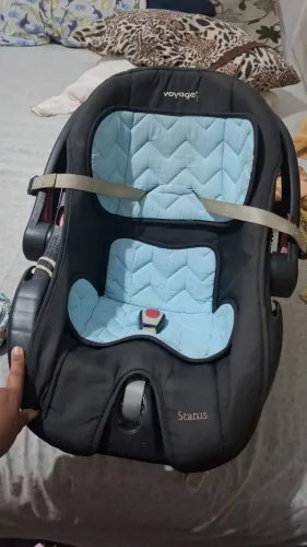 Bebê conforto de 0 a 15kg VOYAGE 