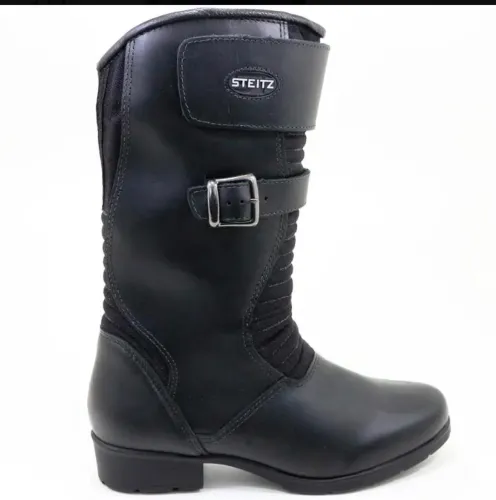 Vendo bota feminina impermeável STEITZ.