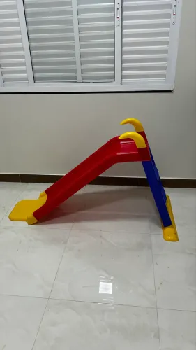 Escorregador infantil 2 degraus 