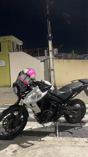 Tiger muito nova