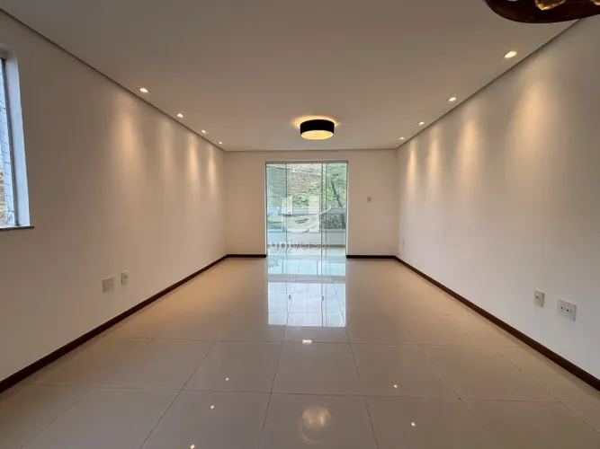 Apartamento 4 quartos - Cascatinha