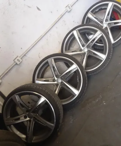Leia anúncio rodas aro 20 Mônaco concova pneus 225 30 20 furação 5/12 tala 9