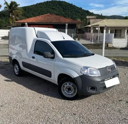 Fiat Fiorino Furgão Work. Hard 1.4 Flex 8V 2P 2016