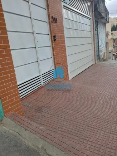 Sobrado à venda em Osasco, Vila Menck, com 3 suítes, com 190.4 m²