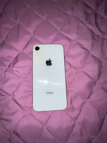 iPhone XR