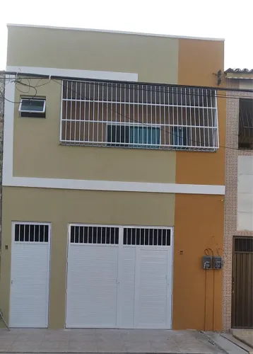 Aluga-se apartamento no Farias Brito