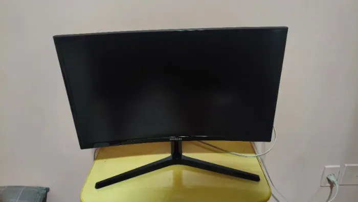 Monitor Gamer Curvo - Samsung Odyssey CRG50 24