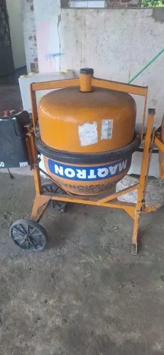 Betoneira 150 litros 