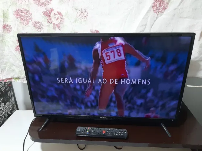 Tv Philco 32 polegadas+Chromecast