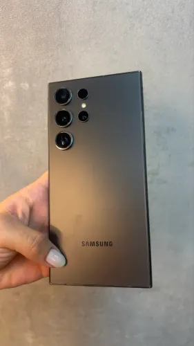 Samsung Galaxy S24 ultra 12/256GB seminovo (90 dias de garantia) (LOJA FÍSICA)