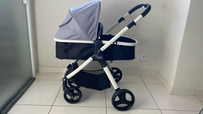 Carrinho c/Bebê Conforto Burigotto Soul