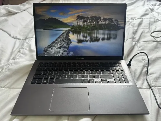 ASUS Vivobook X512FB i5 8ª Geração 8GB RAM 1TB HD