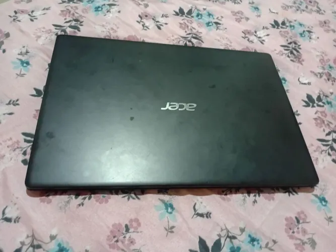 Vende se notebook