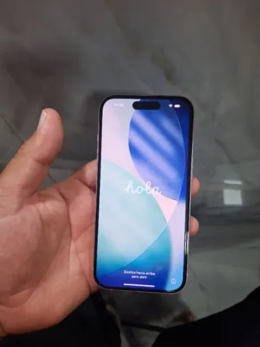 Vendo iphone 15 128gb com 78% de bateria ?