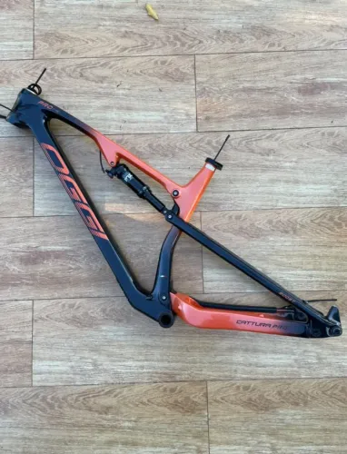 Quadro Oggi Cattura Pro T-20 - Tamanho L - Usado