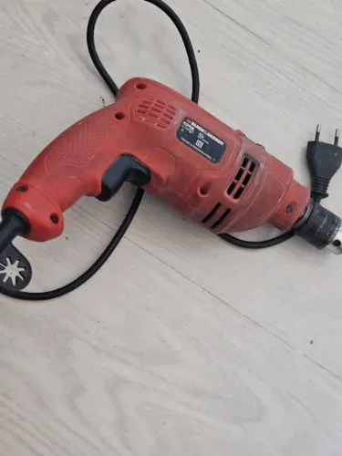 Furadeira black decker