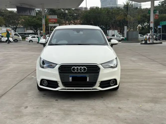 Audi A1 1.4 TFSI 122cv S-tronic 3P 2012