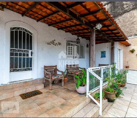 Casa com 4 quartos à venda, 198 m² por R$ 520.000 - Fonseca - Niterói/RJ