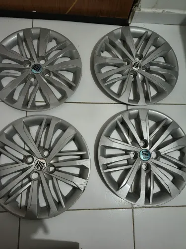 Vendo calotas originais do cronos aro 15