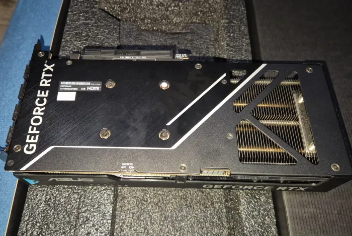 RTX 5060 ASUS ATS