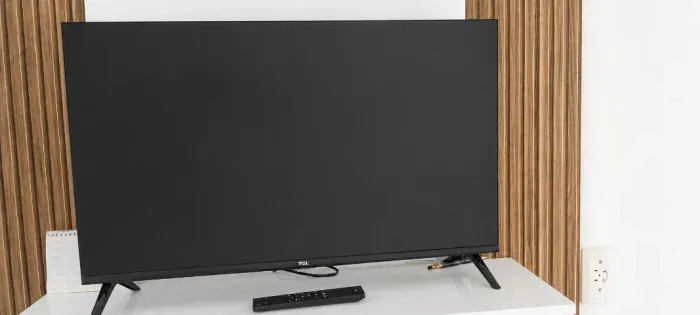Vende se TV TCL Smart 32