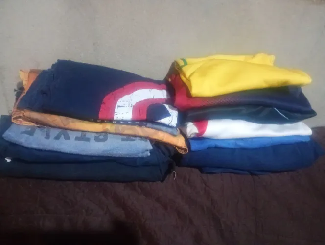 Lote de roupa menino