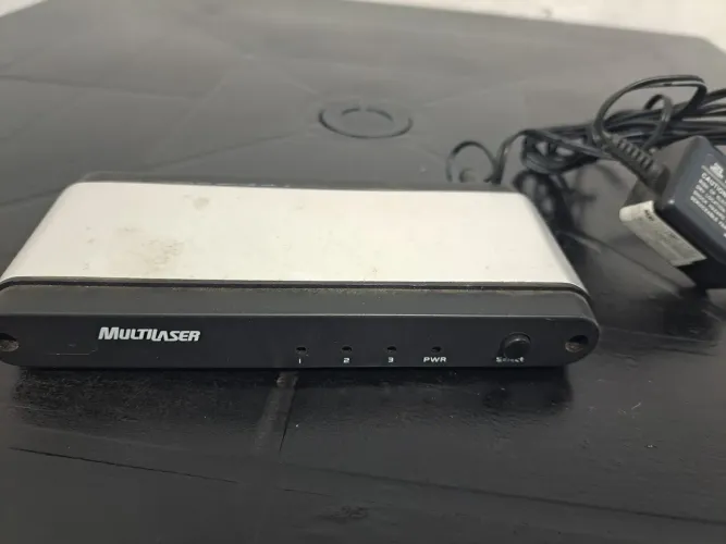 Swit 3 portas entrada uma saída HDMI