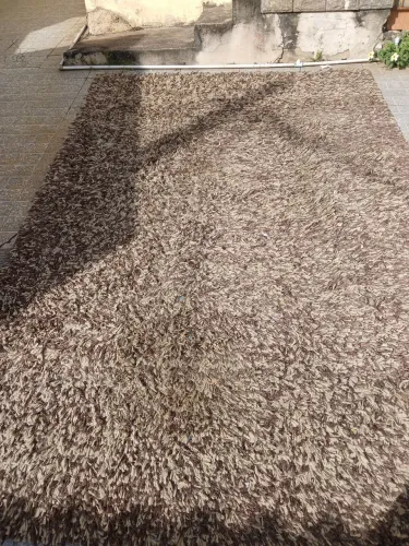 Tapete seminário novo desapegando pois minha sala é pequena. Ele é um tapete sem avarias