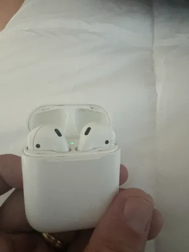 Airpod 2a geração-defeito fone direito