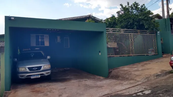 Vende-se está casa