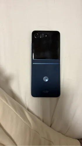 Smartphone dobrável Razer60