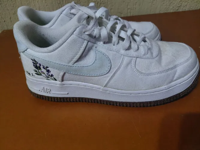 Tênis Nike Original feminina número 36