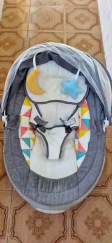 Cadeira de balanço elétrica bebê