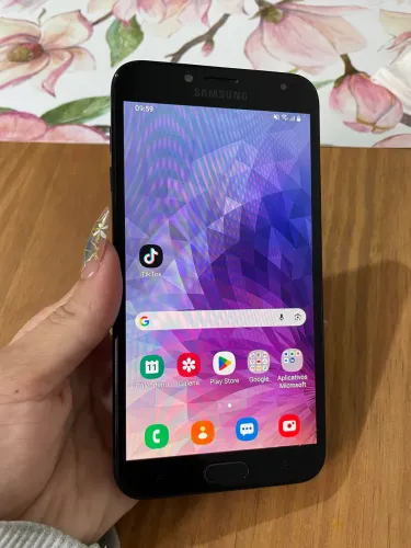 Samsung Galaxy J4 16 GB Preto 2GB RAM