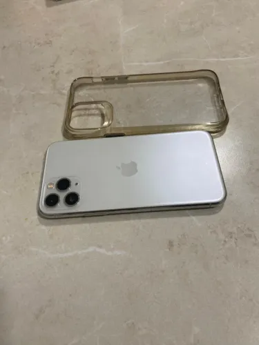 Vendo ou troco iPhone 11 Pro 