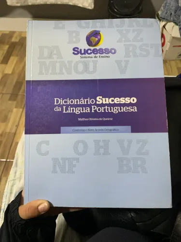 dicionário de língua portuguesa sucesso 