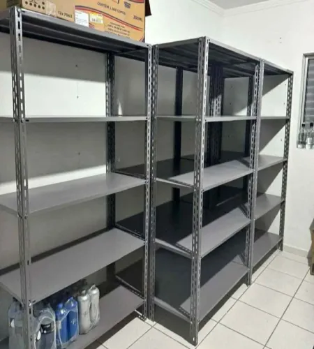 Prateleiras reforçadas 
