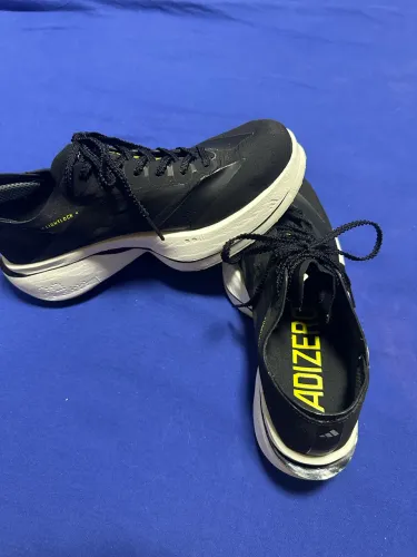 Tênis Adidas Adizero pro 5