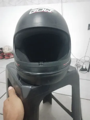 Capacete GOW