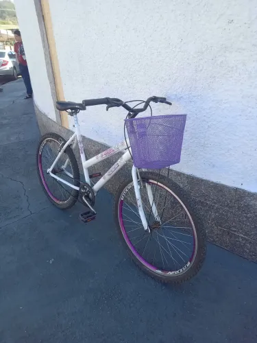 Vendo Bicicleta Gilmex aro 26 semi-nova excelente preço 300 Reais