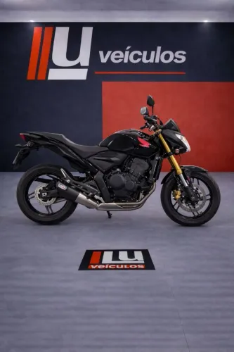 Honda CB 600F Hornet 2009 - Impecável