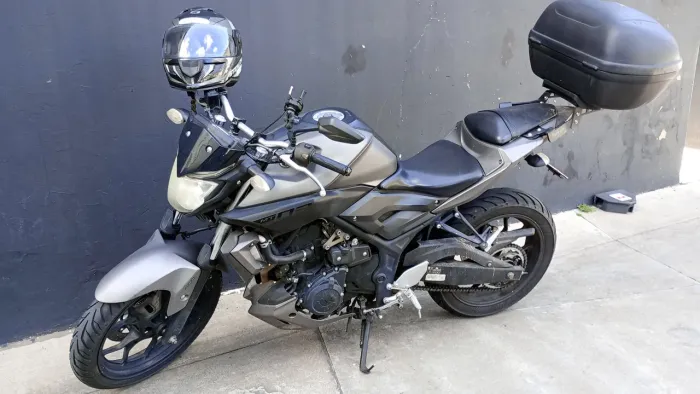 Excelente moto impecável