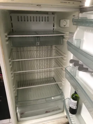 Geladeira brastemp apenas com o congelador funcionando 