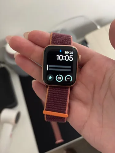Apple Watch SE GPS + Cellular 40mm rose gold