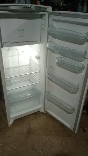 GELADEIRA CONSUL FACILITE FROST FREE 320LTRS FUNCIONANDO PERFEITAMENTE