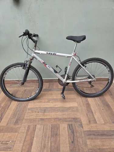 Bicicleta para ir ao trabalho e economizar vale transporte!
