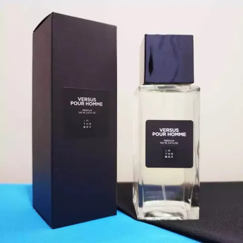 Versus pour homme in the box