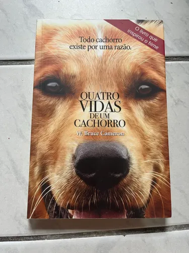 Livro - Quatro vidas de um cachorro