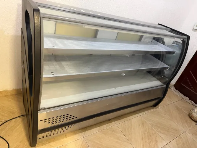 Vendo Balcão gelado